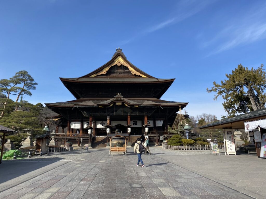 牛に引かれて善光寺参り そうだ善光寺に行こう Spring Ymm